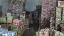 BAHAN JUALAN: Kondisi Kios di Pasar Anom Sumenep yang mengalami kebanjiran (Foto Istimewa)