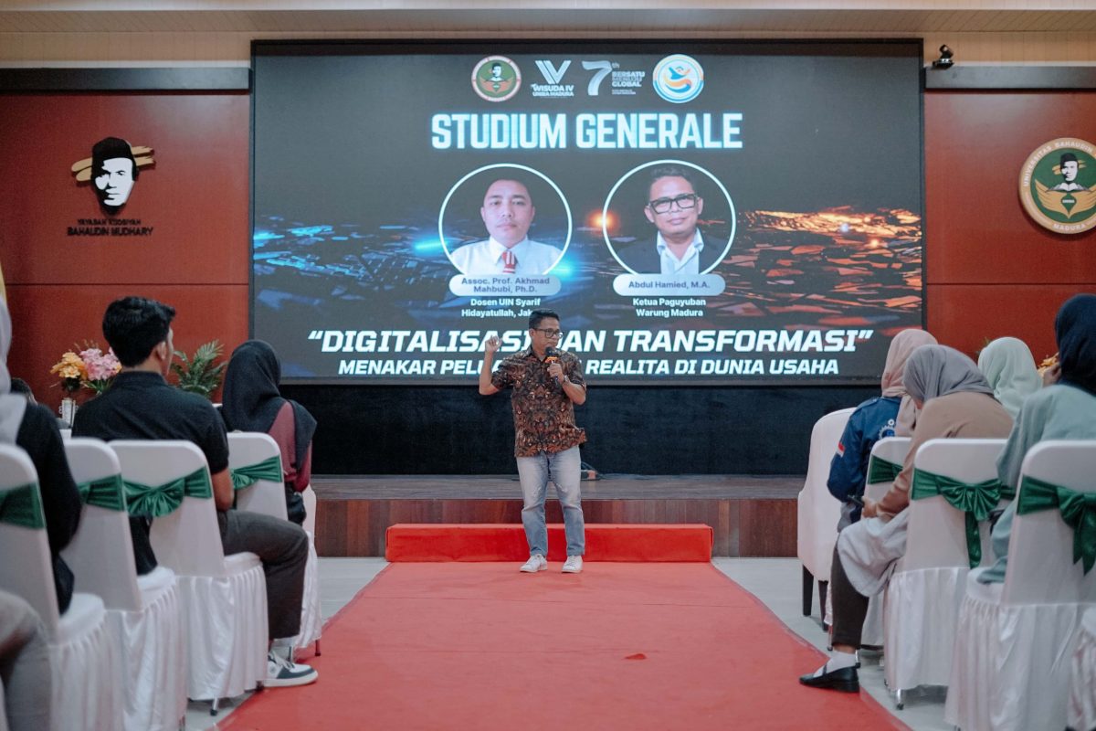 FOKUS: UNIBA Madura saat menggelar acara Studium Generale (SandiGT - Seputar Jatim)