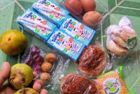 BUSUK: MBG kering yang dibarikan SPPG Lentang Jambu ke anak-anak sekolah (Doc. Seputar Jatim)