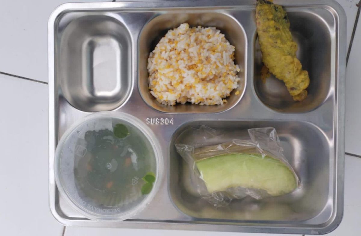 MAKANAN: Sajian menu MBG yang dibagikan kepada siswa di Guluk-Guluk Sumenep (Doc. Seputar Jatim)