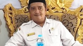 TERSENYUM: Pengawas Kemenag Tingkat RA/MI Kecamatan Batang-Batang Kab. Sumenep, Agus Salim, S.Pd.I. MM (Doc. Seputar Jatim)
