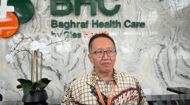 TEGAS: Pjs. Direktur RS BHC Sumenep, dr. Tedjo Wahyu, saat diwawancari sejumlah wartawan (Doc. Seputar Jatim)