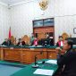 SIDANG: Penasihat hukum terdakwa kasus ODGJ Sumenep, Marlaf Sucipto, saat menyampaikan duplikat atas replik Jaksa Penuntut Umum di sidang lanjutan (SandiGT - Seputar Jatim)