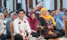 Dari Pamekasan untuk Jatim, Khofifah Sambut Kepulangan Valen DA7 Penuh Kehormatan