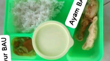 MAKANAN: MBG yang diberikan SPPG Saronggi diduga busuk (Foto Istimewa)