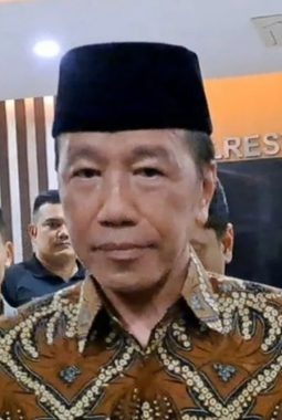 Pemeriksaan Dugaan Ijazah Palsu, Jokowi Dicecar 10 Pertanyaan selama 2 Jam Lebih