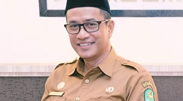 TERSENYUM: Kepala BKPSDM Kabupaten Sumenep, Benny Irawan (Doc. Seputar Jatim)