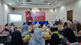 FORUM: Anggota DPR RI Said Abdullah, saat menggelar Sosialisasi Empat Pilar Kebangsaan di Ballroom Hotel De Baghraf (Doc. Seputar Jatim)
