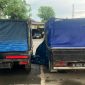 PARKIR: 2 mobil pick up yang diduga mengangkut solar subsidi (Doc. Seputar Jatim)