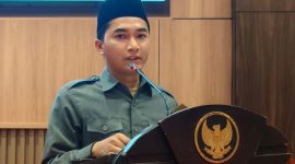 BERBICARA: Anggota DPRD Sumenep Fraksi PPP sekaligus anggota Komisi III, Abd. Rahman (Foto Istimewa)