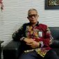TENANG: Direktur Utama BPRS Bhakti Sumekar, Hairil Fajar (Doc. Seputar Jatim)