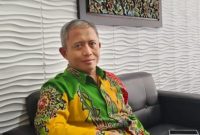 TENANG: Drektur Utama BPRS Bhakti Sumekar, Hairil Fajar (Doc. Seputar Jatim)