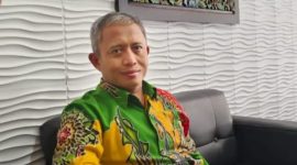 TENANG: Drektur Utama BPRS Bhakti Sumekar, Hairil Fajar (Doc. Seputar Jatim)