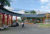 CERAH: Gerbang utama Kantor Pemerintah Kabupaten Sumenep, yang menjadi pusat aktivitas pemerintahan daerah dan pelayanan publik bagi masyarakat (Mufti Che - Seputar Jatim)