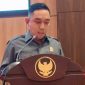 MENJABARKAN: Anggota DPRD Sumenep Fraksi PAN, Hairul Anwar, saat menyampaikan laporan hasil Reses II Tahun Sidang 2026 dalam Rapat Paripurna (Doc. Seputar Jatim)
