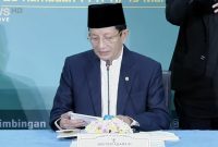 KONPERS: Menteri Agama RI, Nasaruddin Umar, saat menyampaikan hasil sidang isbat penetapan 1 Syawal 1447 Hijriah di Kantor Kementerian Agama RI, Jakarta (Doc. Seputar Jatim)