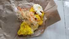 MAKANAN: SPPG Lenteng Timur 3 distribusikan MBG berbau ke siswa (Doc. Seputar Jatim)