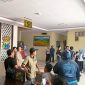 KECEWA: Sejumlah jurnalis dari berbagai media mendatangi Humas Polres Sumenep, setelah sekian lama menunggu konferensi pers pengungkapan temuan 27,83 kilogram kokain yang akhirnya batal digelar tanpa kejelasan dari pihak kepolisian (Mufti Che - Seputar Jatim)