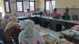 PERTEMUAN: Koordinasi Camat Saronggi dengan SPPG Talang serta sejumlah wali murid soal MBG basi (Doc. Seputar Jatim)
