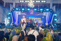 BERBAGI: Bani Insan Peduli (BIP) Foundation memberikan santunan terhadap ribuan disabilitas dan kebutuhan khusus di Gedung Bakorwil IV Pamekasan (Doc. Seputar Jatim)