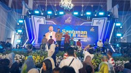 BERBAGI: Bani Insan Peduli (BIP) Foundation memberikan santunan terhadap ribuan disabilitas dan kebutuhan khusus di Gedung Bakorwil IV Pamekasan (Doc. Seputar Jatim)