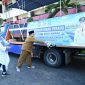 MENYIRAM: Wakil Bupati Sumenep, Imam Hasyim saat menerima hibah kapal canggih untuk warga kepulauan (Doc. Seputar Jatim)