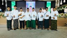 KOMPAK: LKNU Pamekasan melakukan foto bersama usai dilantik (Doc. Seputar Jatim)