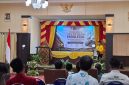 TEGAS: Ketua Umum LBH Madani Putra, Kamarullah saat Memberikan Sambutan di acara Diklat Paralegal yang di gelar di Kampus UNIJA Madura Sumenep (Doc. Seputar Jatim)