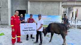 BERBAGI: SKK Migas dan KKKS Jabanusa tebar kepedulian Idul Adha 1447 H dengan menyalurkan hewan kurban (Doc. Seputar Jatim)