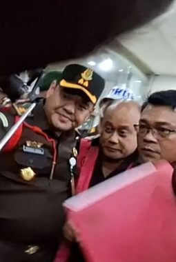Dadan Hindayana Dijemput Kejagung, Usai Dicopot dari Kepala BGN