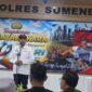 SAMBUTAN: Bupati Sumenep, Achmad Fauzi Wongsojudo, saat menghadiri acara Hari Bhayangkara ke-80 di Mapolres Sumenep (Doc. Seputar Jatim)