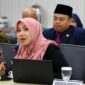 TEGAS: Anggota DPD RI Dapil Jawa Timur, Lia Istifhama, saat mengikuti rapat dan menyampaikan sikap tegas agar aparat kepolisian segera menutup permanen aktivitas tambang pasir ilegal di Kecamatan Ponggok, Kabupaten Blitar (Foto Istimewa)