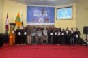 BERSEMANGAT: Foto bersama usai menggelar Pekan Seni Madura (PSM) X di UPI Sumenep (Doc. Seputar Jatim)