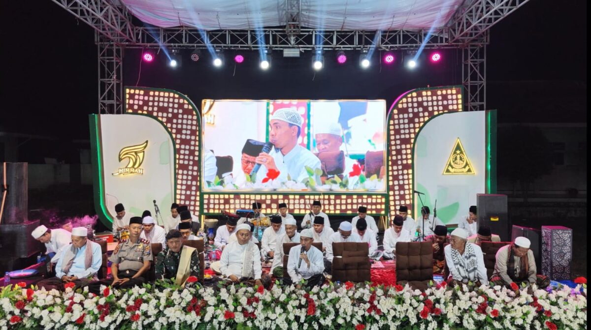 HIKMAH: Pengajian Akbar PP Al-Islamiyah di Pakondang Rubaru Sumenep (Doc. Seputar Jatim)