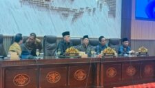 SERIUS: Suasana rapat pembahasan KUA-PPAS APBD Kabupaten Sumenep Tahun Anggaran 2027, di DPRD Sumenep yang akhirnya ditunda setelah Ketua TAPD tidak menghadiri agenda (Humas DPRD Sumenep)