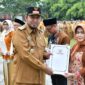MENYERAHKAN: Momentum apel Peringatan Hari Koperasi ke-79 Kabupaten Sumenep Tahun 2026 di Halaman Kantor Bupati Sumenep (Doc. Seputar Jatim)