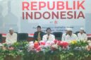 KHIDMAT: Budayawan Nasional, yang juga Tenaga Ahli Bupati Sumenep Bidang IPTEK dan Kebudayaan, sekaligus alumni PP Mathla’ul Anwar, Ibnu Hajar, saat menyampaikan pesan dalam kegiatan refleksi dan doa bersama HUT ke-81 Republik Indonesia di PP Mathla’ul Anwar Pangarangan, Sumenep (Dok. Seputar Jatim)