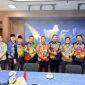 SWAFOTO: Bupati Sumenep, Achmad Fauzi Wongsojudo (tengah) bersama jajaran dan perwakilan Kementerian Perhubungan RI dalam audiensi membahas penguatan konektivitas transportasi laut serta pengembangan pelabuhan di Kabupaten Sumenep (Dok. Seputar Jatim)
