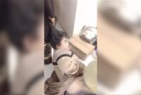 DIANIAYA: Seorang perempuan di Sampang, yang diduga menjadi korban kekerasan dalam kasus yang berkaitan dengan tudingan pelakor (SC. Video Viral)