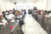 DIALOG: Sejumlah ulama dan habaib saat mendatangi Kantor DPRD Sumenep dalam dialog membahas maraknya tempat hiburan malam di Kabupaten Sumenep bersama Ketua dan sejumlah anggota DPRD Sumenep (Dok. Seputar Jatim)