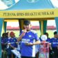 CERAH: Bupati Sumenep Achmad Fauzi Wongsojudo saat memberikan sambutan pada pembukaan turnamen mini soccer U-13 di Stadion Ahmad Yani Sumenep (Dok. Seputar Jatim)