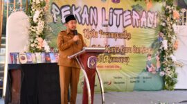 TEGAS: Bupati Sumenep, Achmad Fauzi Wongsojudo, saat memberikan sambutan pada kegiatan Pekan Literasi 2026 di SMAN 1 Sumenep (Dok. Seputar Jatim)