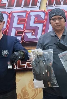 Perawat Puskesmas Dasuk Diamankan Bersama Rekannya, Polisi Temukan 3,50 Gram Sabu