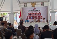 FOKUS: Suasana dialog interaktif persoalan tembang ilegal yang digelar JIP di Pendopo Wakil Bupati Pamekasan (Dok. Seputar Jatim)